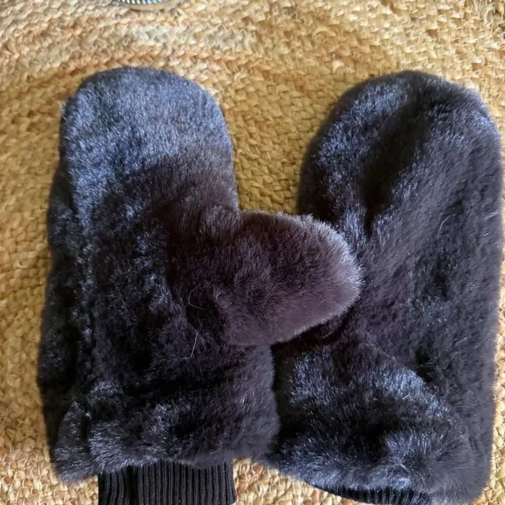 Unbranded Women's Brown and Black Gloves